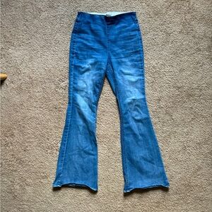 Tinseltown Wide Legged Blue Jeans